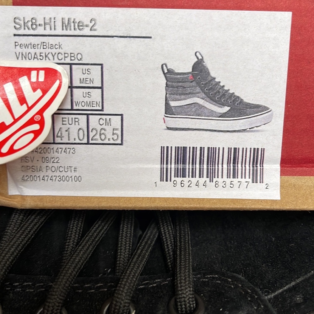 Vans WMNS Sk8-Hi Mte-2
Pewter/Black
VN0A5KYCPBQ
boots - sneakers - Picture 16 of 16